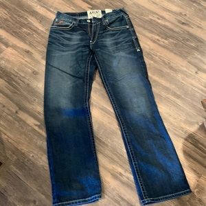Mens Ariat jeans M4 low rise boot cut size 32/34